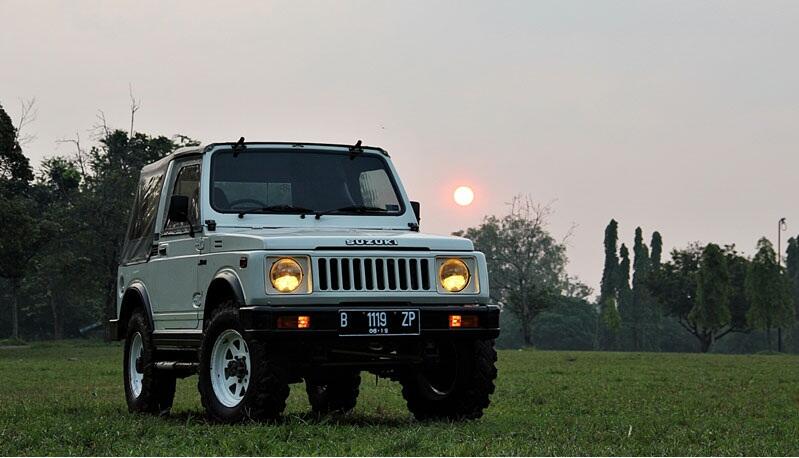 Suzuki jimny Sierra tahun 1984