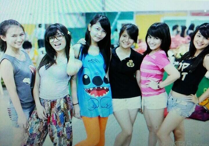 NUMPANG TANYA IGO JKT48 DONK....