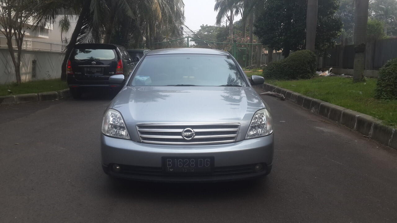 Nissan Teana 2.4 A/T 2004 (Jual Cepat)