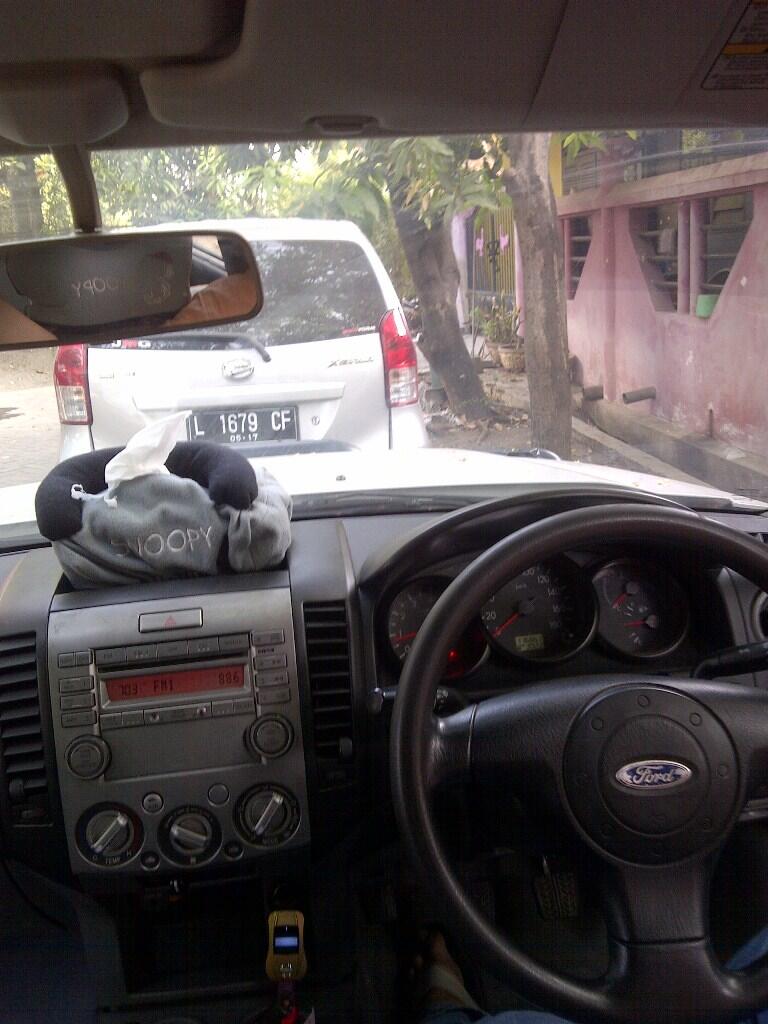 FORD RANGER 4X4 DC 2.5 2010 PUTIH