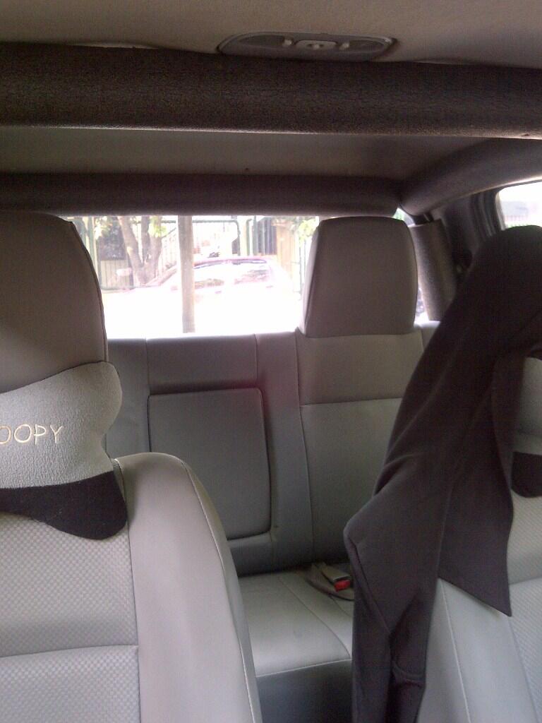 FORD RANGER 4X4 DC 2.5 2010 PUTIH