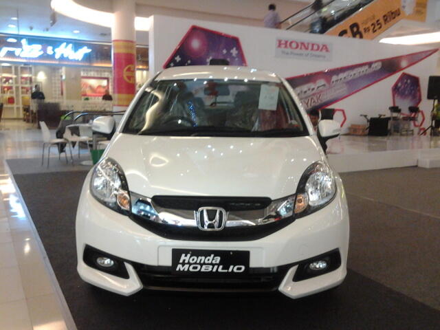 HONDA MOBILIO E MT/CVTREADY STOCK ( OBRAL DISCOUNT )