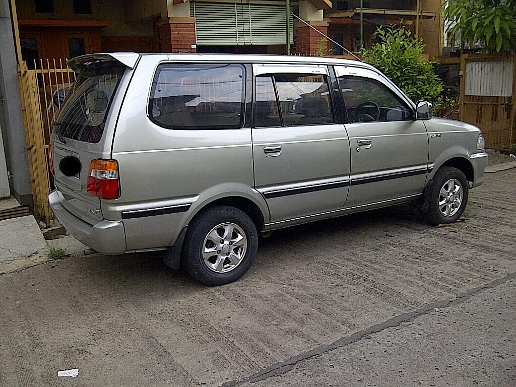 Toyota Kijang LGX 2004 1,8 EFI