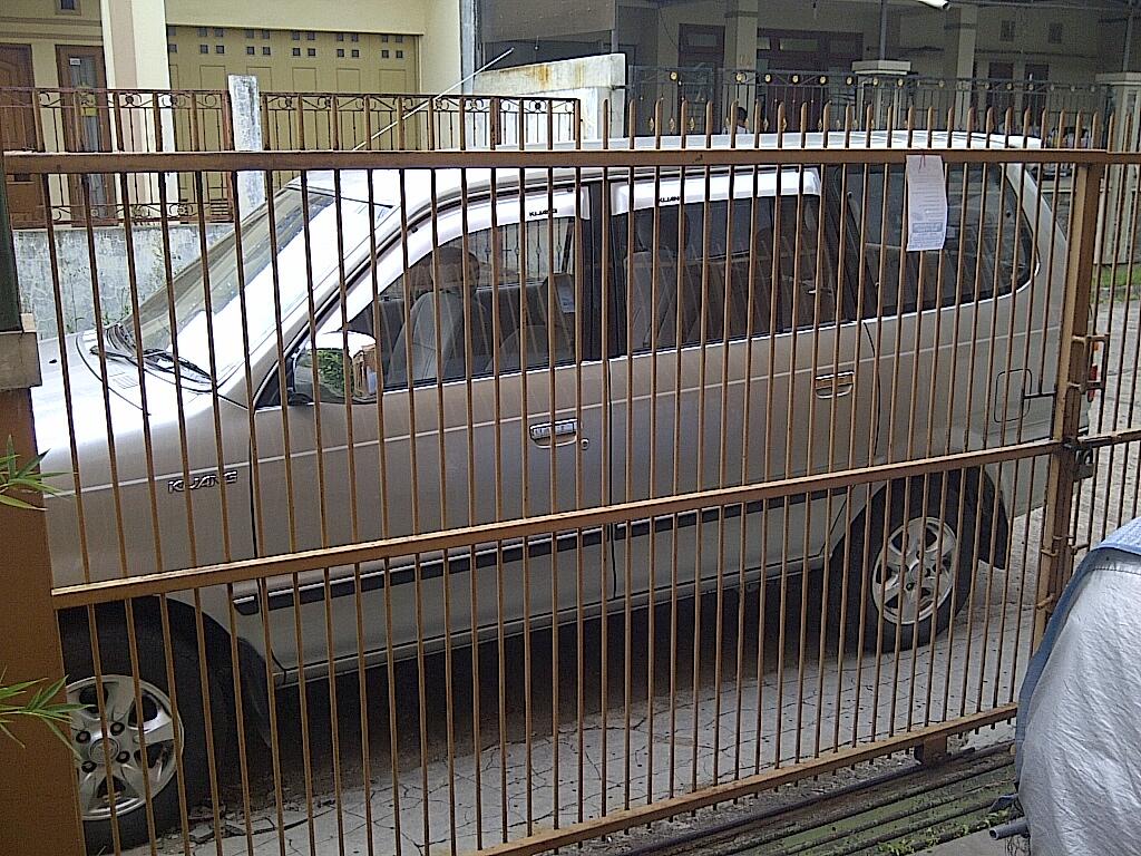 Toyota Kijang LGX 2004 1,8 EFI