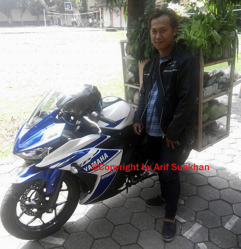 Hasil 6 Tahun Nabung, Tukang Sayur Keliling Pake Yamaha YZF R25 250cc