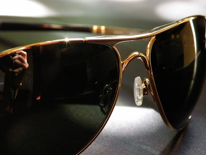 2nd - Like New - SunGlass Original OAKLEY Plaintiff Polished Gold