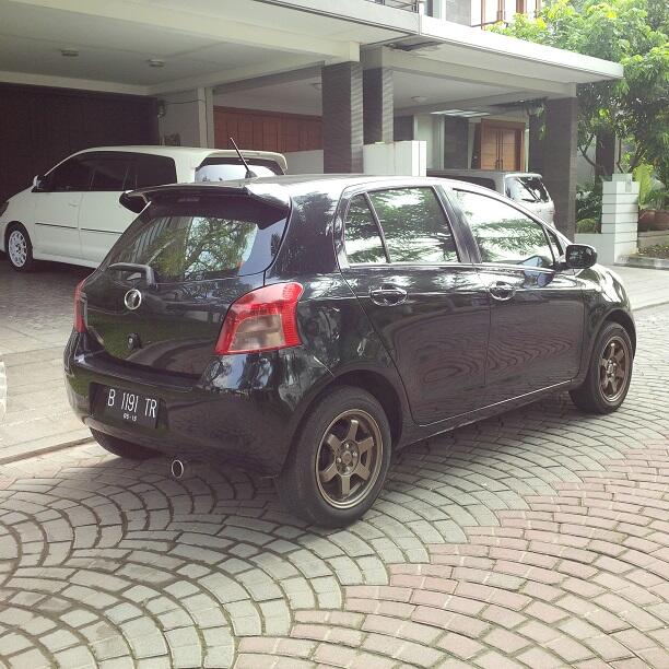 Yaris at 2008 Hitam murah