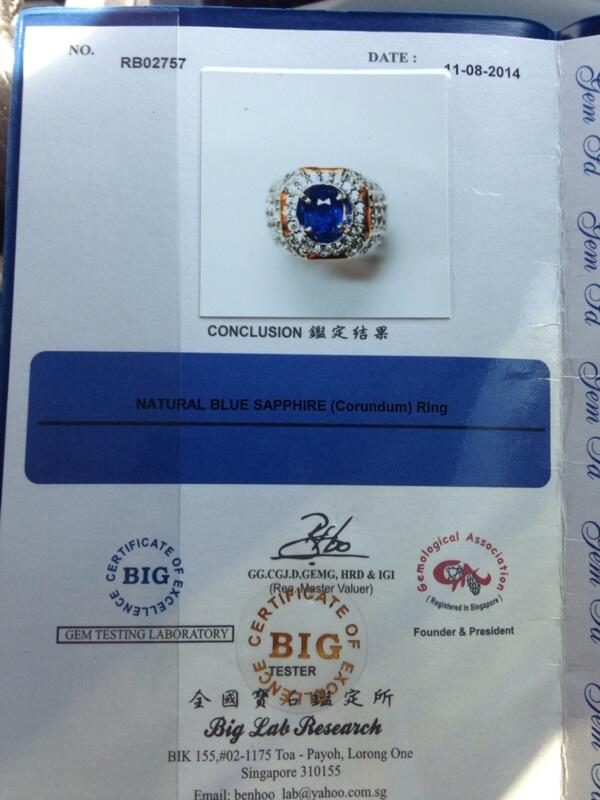 Similar to royal blue sapphire 2,20 cts NO HEAT / NO Treatment