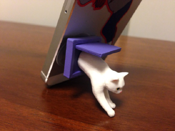 Kucing Unik &quot;Ittekinyasu&quot; Penyangga Handphone