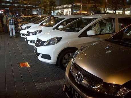 Honda mobilio bisa cash dan kredit paling murah bandung