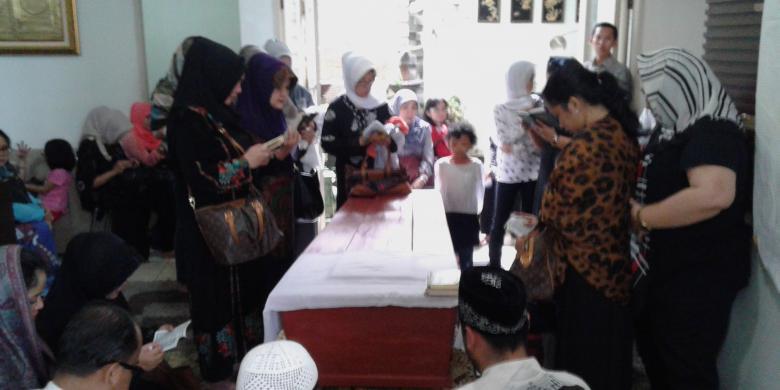 (Tante-2 Girang, waspadalah!) JAH di Dunia Maya Mencari Tante Kesepian 