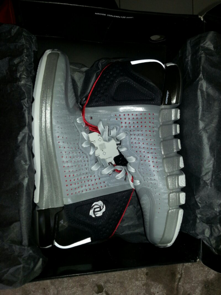 BASKET ADIDAS ROSE 4 773 II NOT LEBRON KOBE KD JORDAN SALE......!!