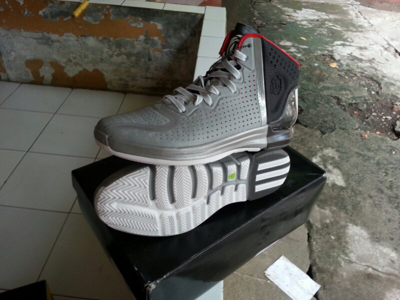 BASKET ADIDAS ROSE 4 773 II NOT LEBRON KOBE KD JORDAN SALE......!!