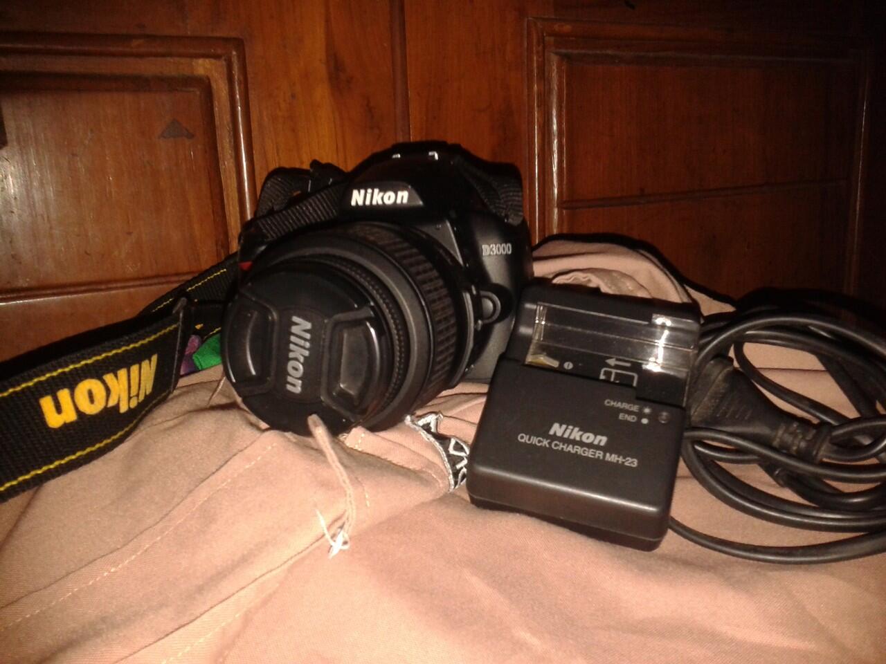 Nikon D3000