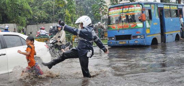 &#91;Lho JKT masih Banjir&#93; Jakarta Banjir Lagi, Pakar Tata Kota: Kan Sudah Diberesin Ahok