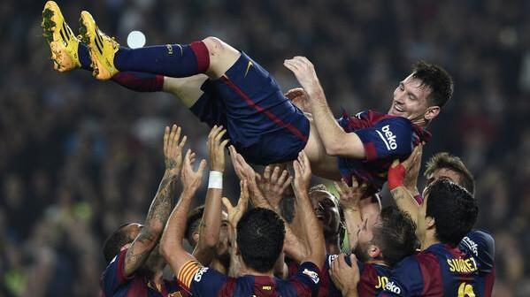 MESSI 253 !!! Lionel Messi Menciptakan Standardnya Sendiri