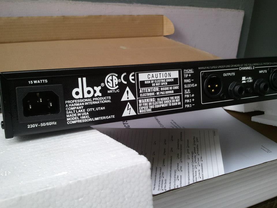 &#91;IMAGINATION MUSIC STORE&#93; Compressor Limiter DBX - 166 XL &amp; DBX - 166 XS