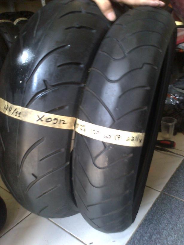 Terjual jual ban bekas ex moge merek battlax michelin 