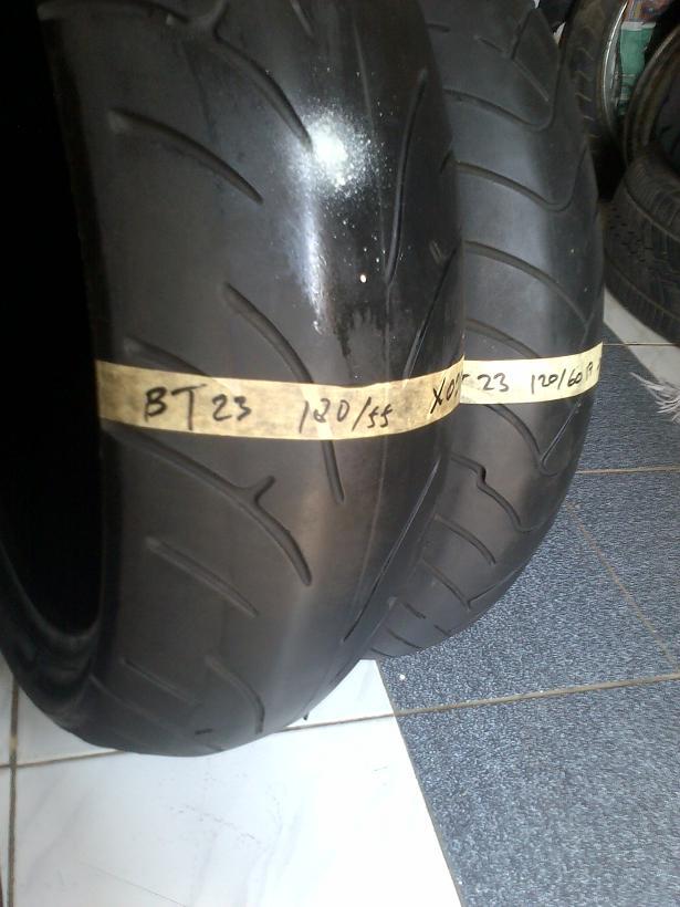 Terjual jual ban bekas ex moge merek battlax michelin 