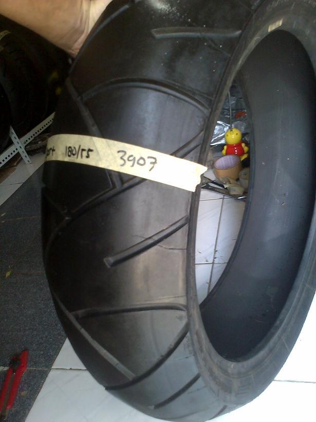 Terjual jual ban bekas ex moge merek battlax michelin 