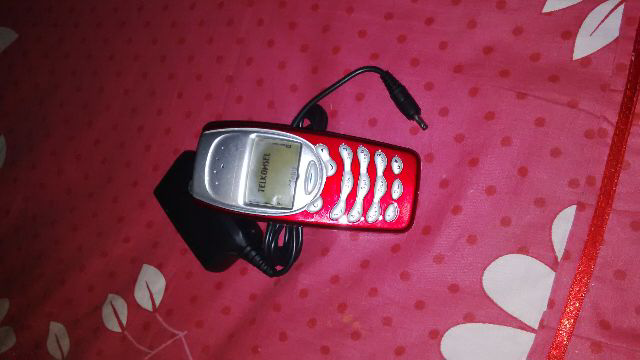 hp jadul nokia 3310 dan 3315