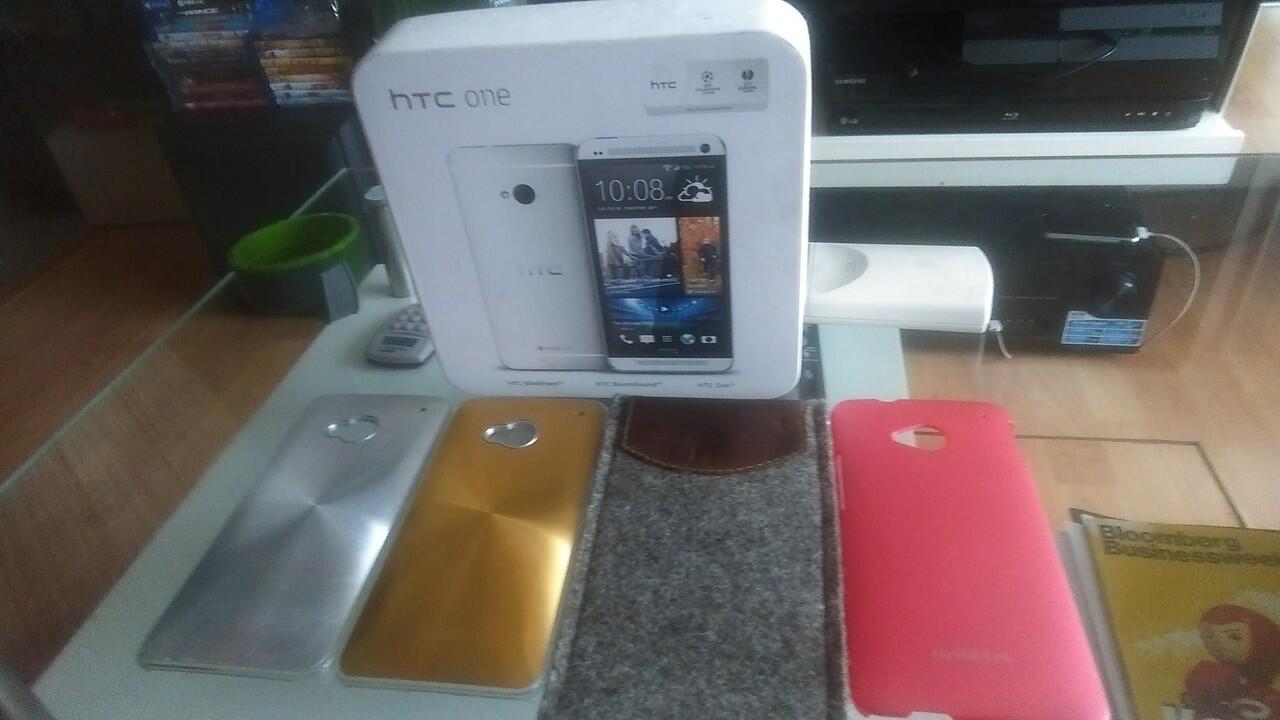 Jual: HTC M7 32GB silver versi Singapore, LTE ready!! User wanita Byk bonus! LANGKA!