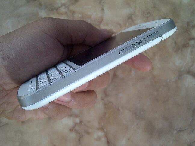 BB Q10 White Mulus Fullset Ctn (Malang)