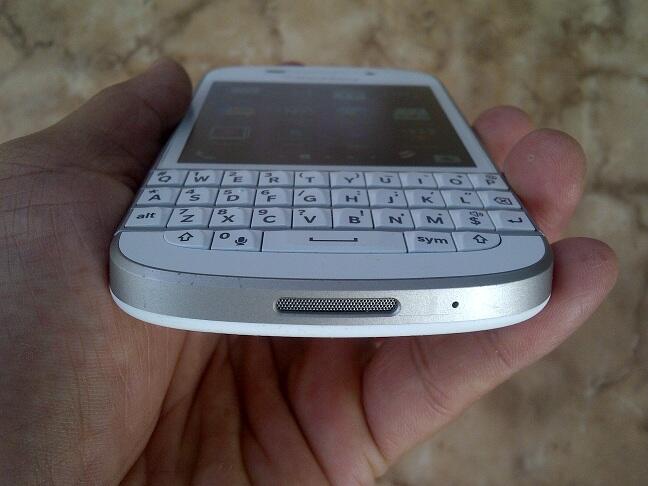 BB Q10 White Mulus Fullset Ctn (Malang)
