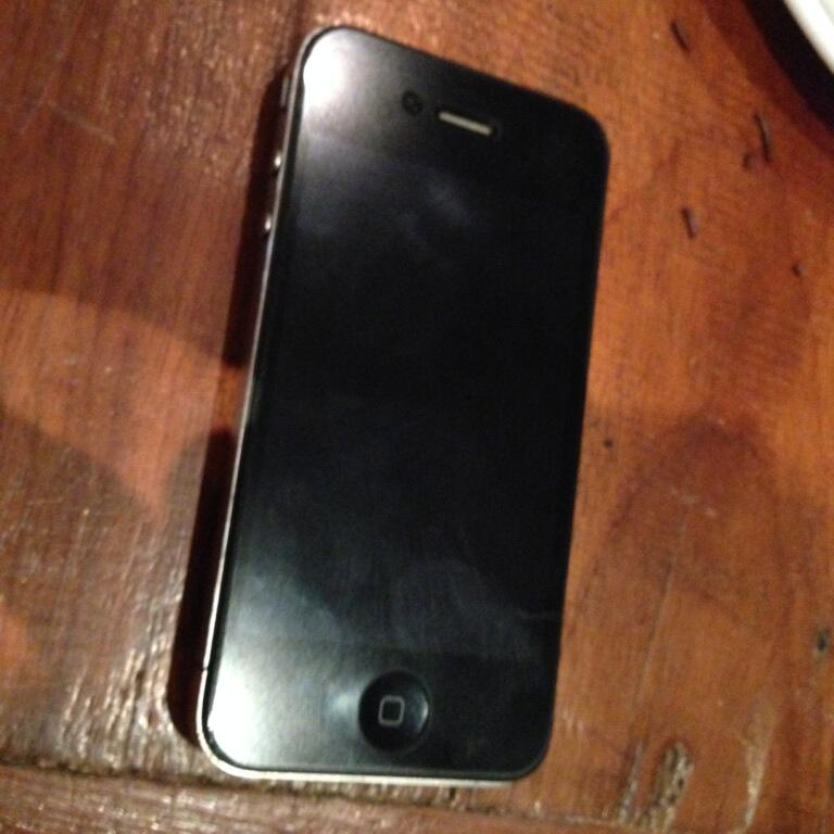 IPHONE 4 16GB Black Bandung