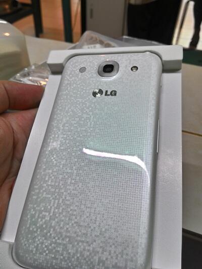 LG OPTIMUS G PRO WHITE E988 -MANTAP HARGA KASKUSER