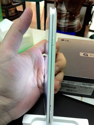 LG OPTIMUS G PRO WHITE E988 -MANTAP HARGA KASKUSER