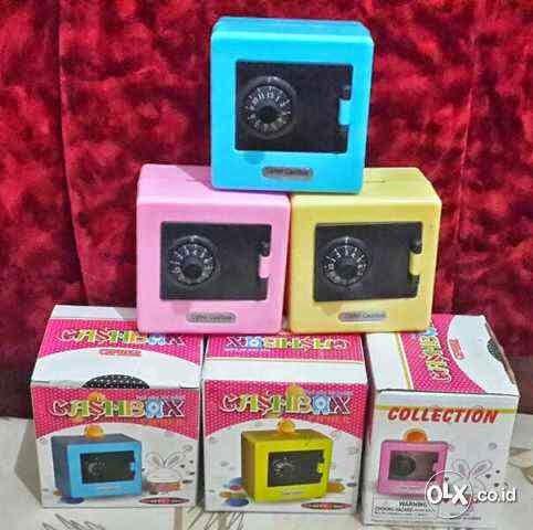 Celengan Brankas Box Brangkas Mini Souvenir Ultah Kado