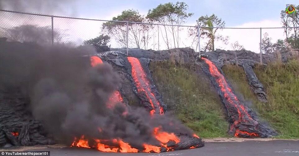 Foto-foto Lava Hancurkan Pemukiman Penduduk