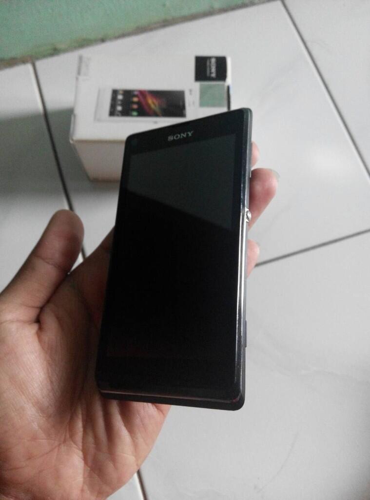Sony Xperia L Black Edition