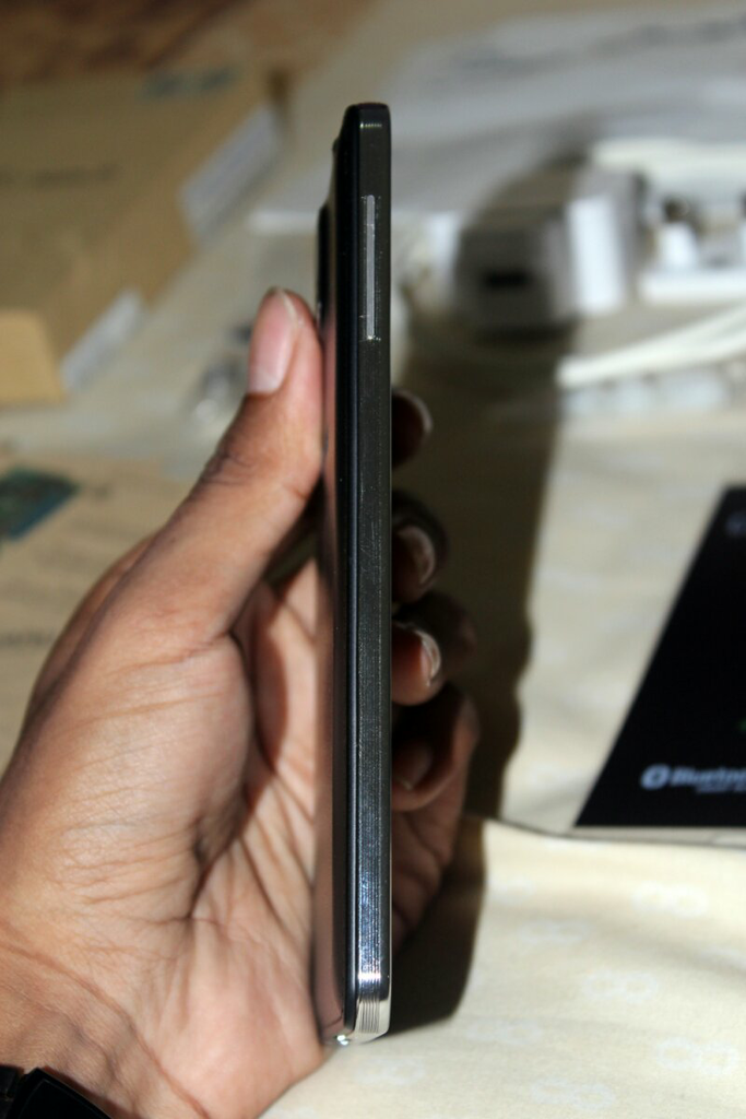 SAMSUNG GALAXY NOTE 3 MULUS ISTIMEWA FULLSET Black Ada Bonusnya