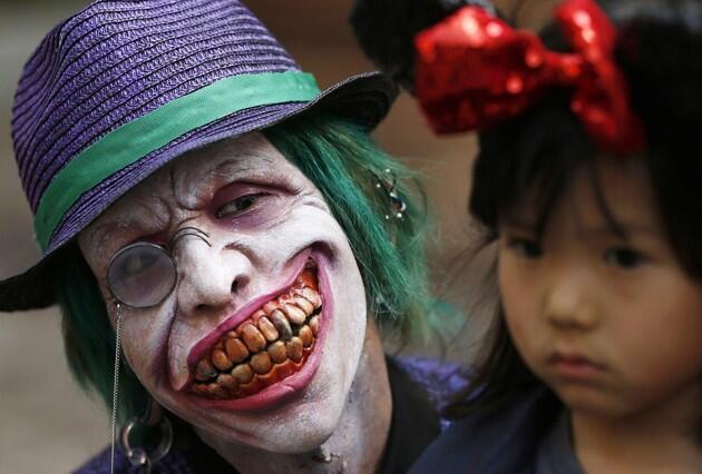 Mulai Kostum Joker Hingga Zombie Meriahkan Parade Halloween di Jepang (pict)
