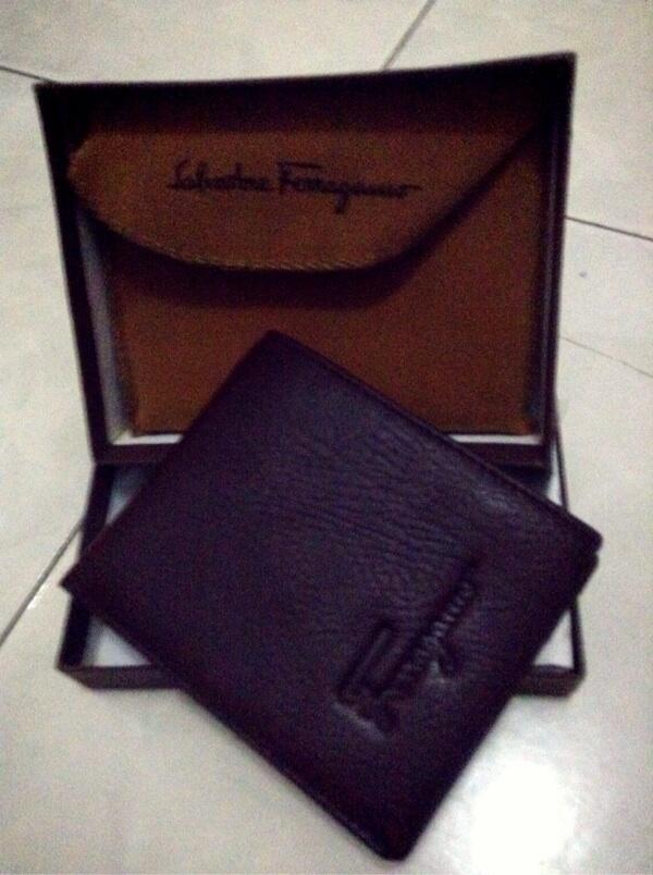 Dompet hilang