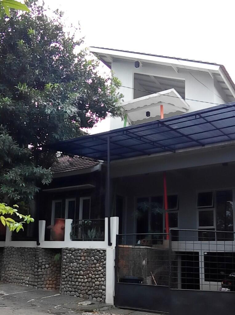 RUMAH VILA DI TUGU INDAH dekat UI-DEPOK