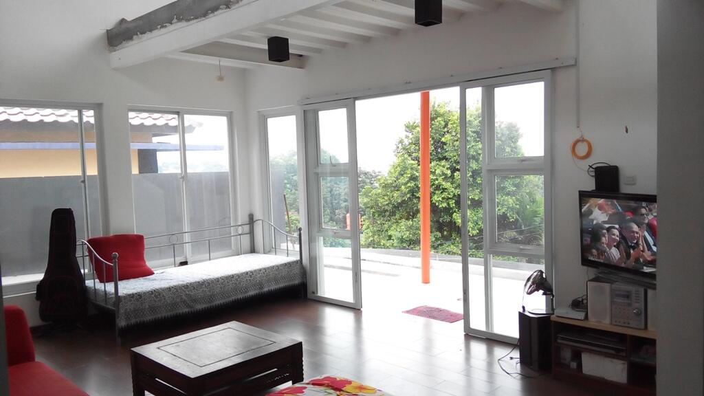 RUMAH VILA DI TUGU INDAH dekat UI-DEPOK