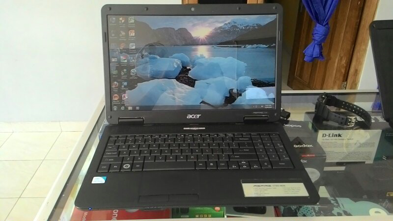 Acer Aspire 5734 layar lebar 15.6" Muraah