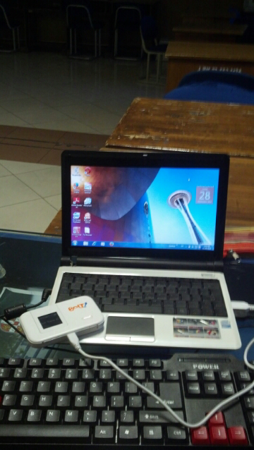 netbook byon N611GA + modem wifi slim 4g
