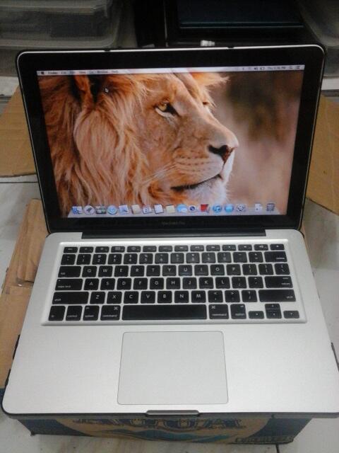 MACBOOK PRO 7.1 Core2Duo With nvidia Geforce