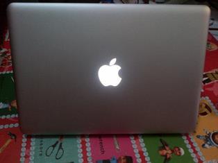 Macbook Pro 8.1 Core i7 Layar 13 Inch CC 62 ISTIMEWA