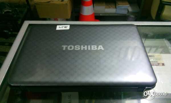 notebook toshiba L745 Core i3 - 2350 M, 2,30 Ghz Muluss...mantap...SEGEL..