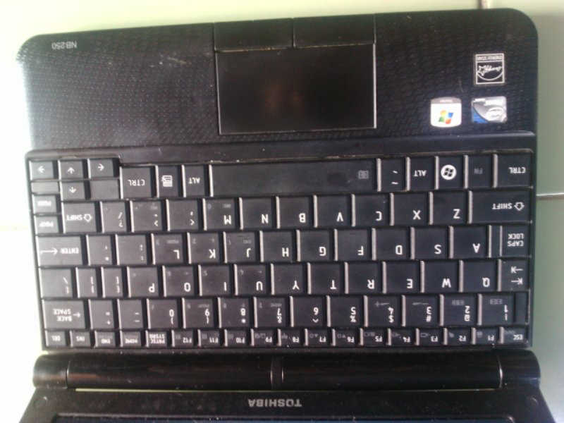 Netbook Toshiba NB250 Bekasi