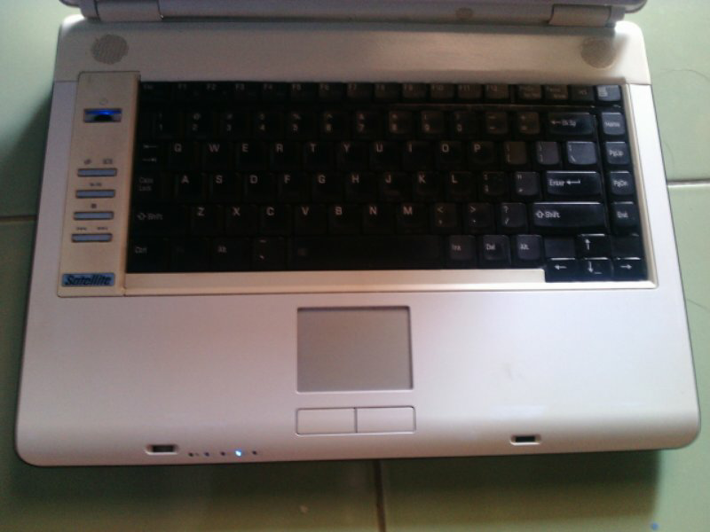 Laptop Toshiba Satellite A100 Core 2 Duo 15.4" Bekasi