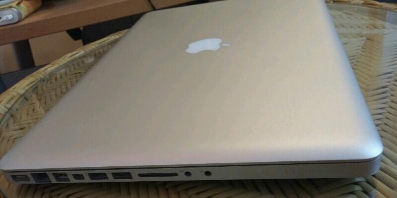 Apple Macbook pro mbp 15inch i7-266 4gb 500gb 512nVidia muraah gan
