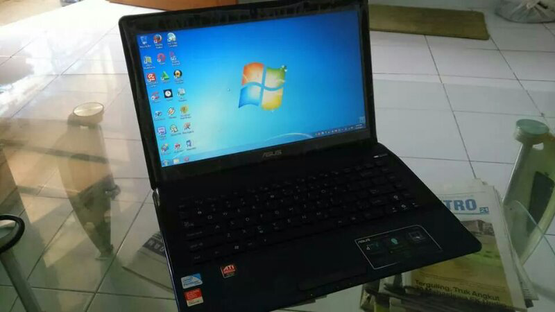 wts laptop asus K42JE kondisi bagus
