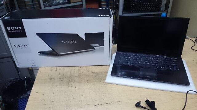 SONY VAIO VPCZ 228 gg ( 3g conection ) like new, FULL SET