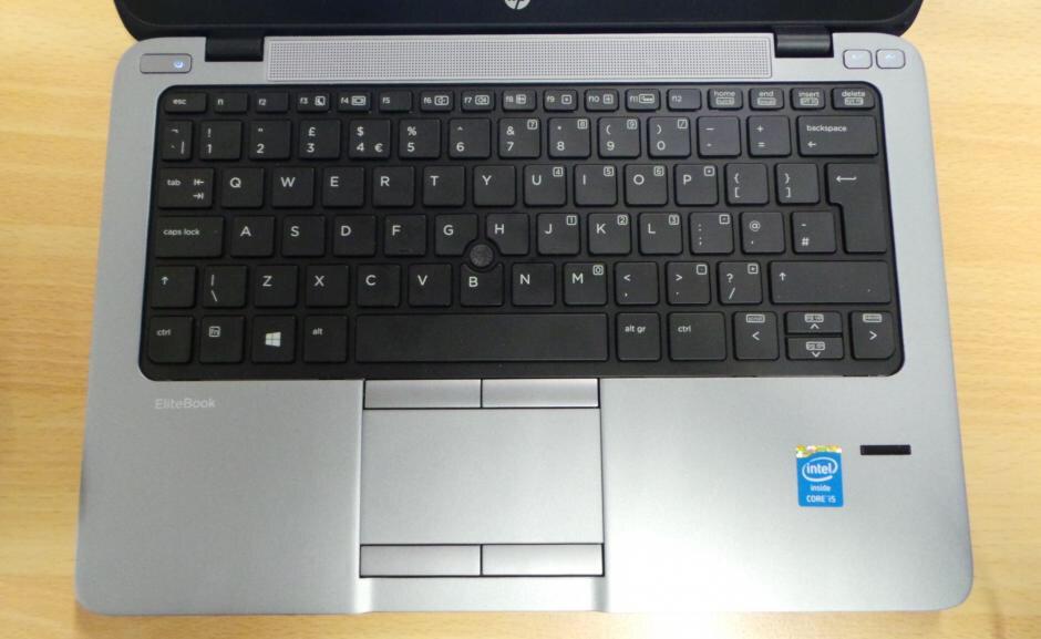 HP ELITEBOOK 820 ( SSD 180GB ) BENAR" SEPERTI BARU